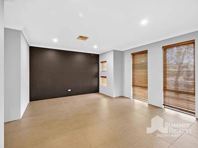 20 Sapphire Road, Dalyellup WA 6230