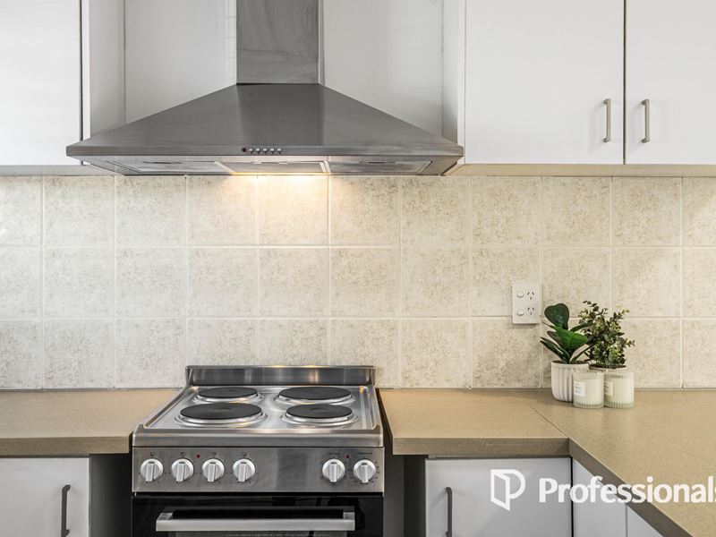 10/2 Dalziell Street, Maddington