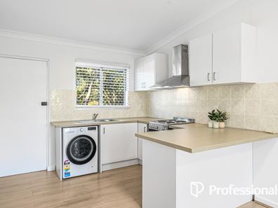 10/2 Dalziell Street, Maddington WA 6109