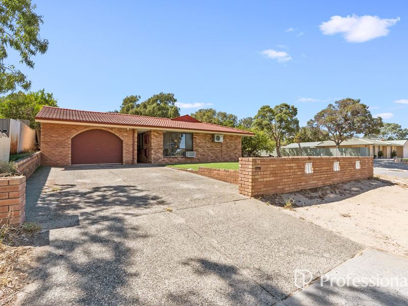 56 Blackadder Road, Swan View WA 6056
