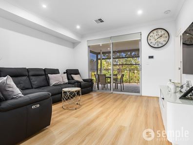 39B Jubilee Avenue, Success WA 6164