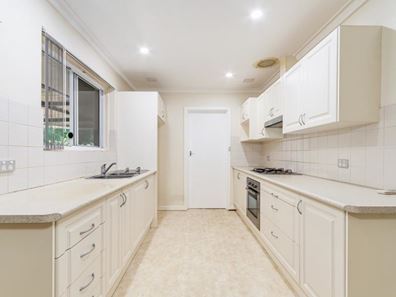 24 Hendon Way, Hamersley WA 6022