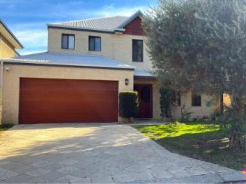 12 Hogg Avenue, Salter Point WA 6152