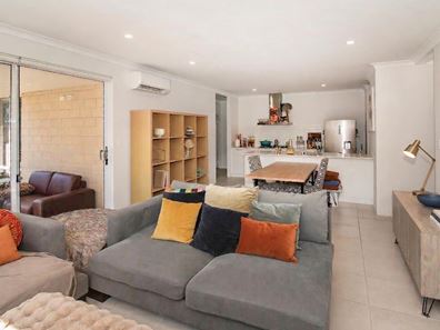 8 Stables Lane, Busselton WA 6280