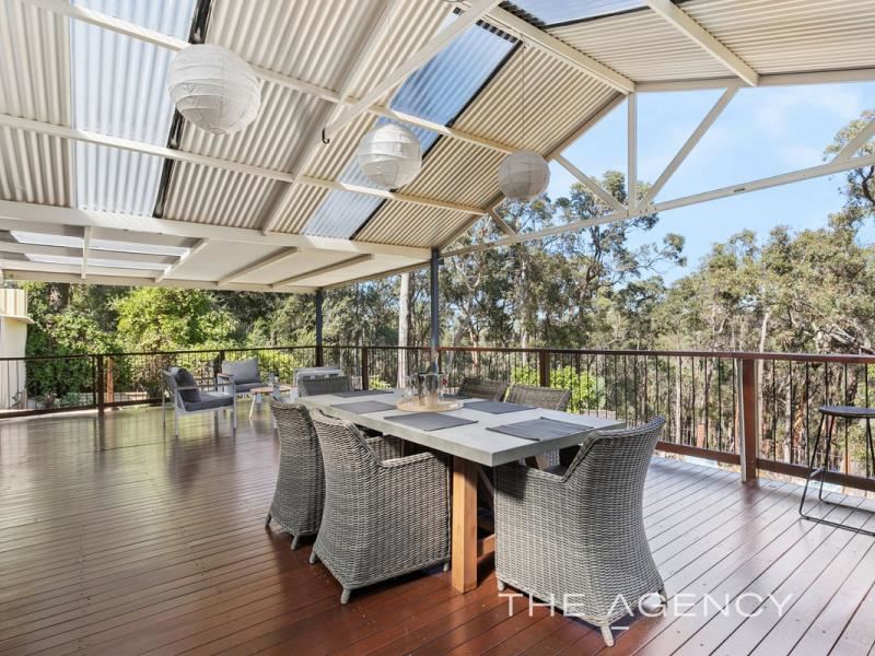 23 Benowa Drive, Glen Forrest WA 6071