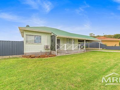 24 Bathurst Street, Mira Mar WA 6330
