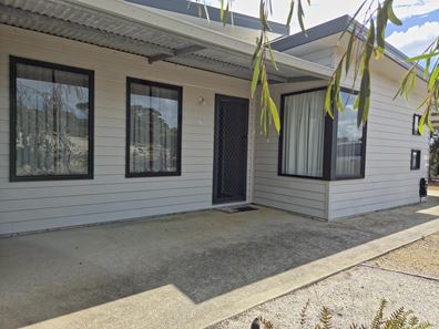 8 France Street, Hopetoun WA 6348