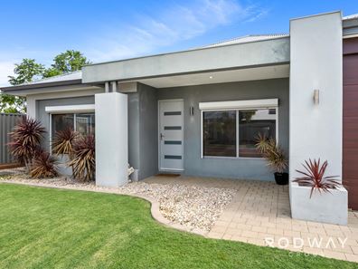14 Shackleton Terrace, Byford WA 6122