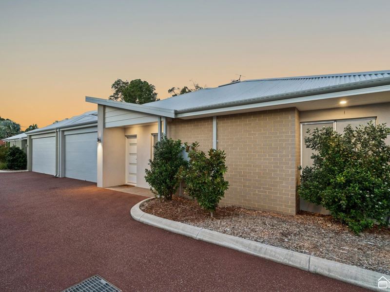 2/11 Church Street, Kelmscott