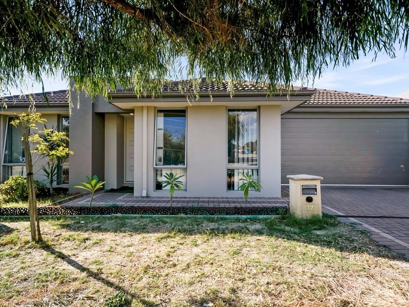37A Heathcroft Road, Balga WA 6061