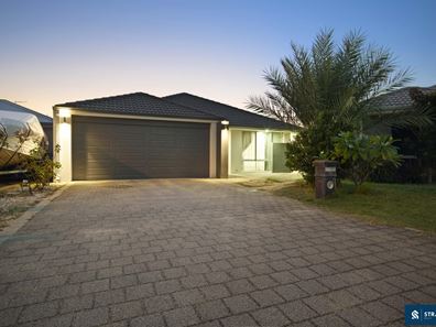 25 Windom Road, Haynes WA 6112