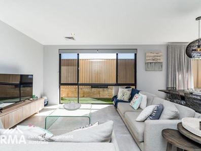 513 Burns Beach Road, Iluka WA 6028