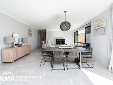 513 Burns Beach Road, Iluka WA 6028
