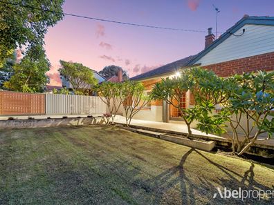 25 Highlands Road, Joondanna WA 6060