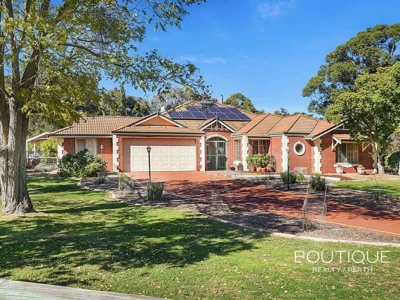 5 Coachmans Place, Roleystone WA 6111