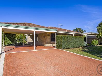 10 Rochester Way, Meadow Springs WA 6210