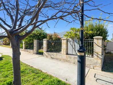 149 Yindana Boulevard, Lakelands WA 6180