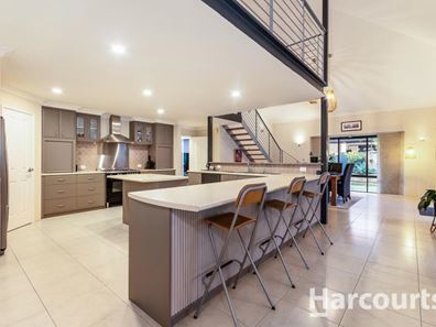 35 Worley Circuit, Landsdale WA 6065