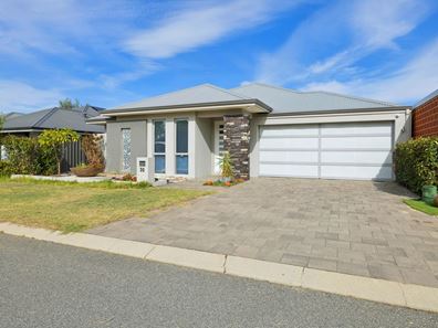 30 Dalby Street, Hilbert WA 6112