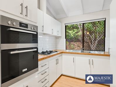 1/4 Birdwood Avenue, Como WA 6152