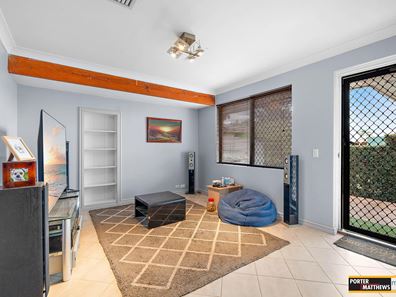 45 Hibiscus Rd, Maddington WA 6109