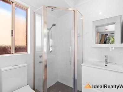 1 satinwood court, Thornlie WA 6108