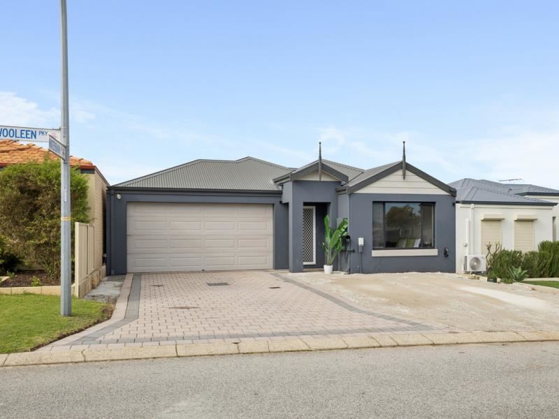 18 Wooleen Parkway, Beeliar