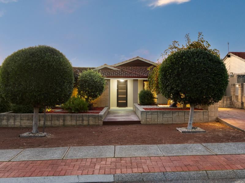 7 Emerald Way, Edgewater