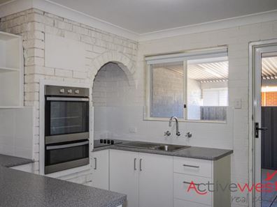 1/3 Glenview Street, Mount Tarcoola WA 6530