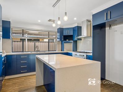 13 Pintaudi Way, Maddington WA 6109