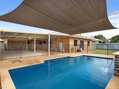 45 Radley Drive, Baynton WA 6714