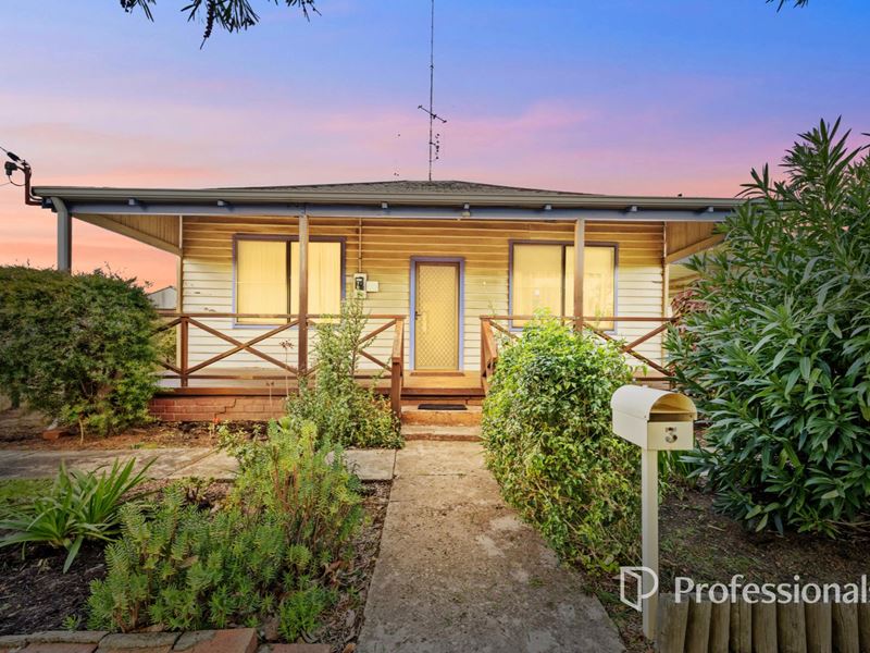 3 The Crescent, Brunswick WA 6224