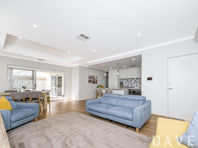 6 Burdett Place, Padbury WA 6025