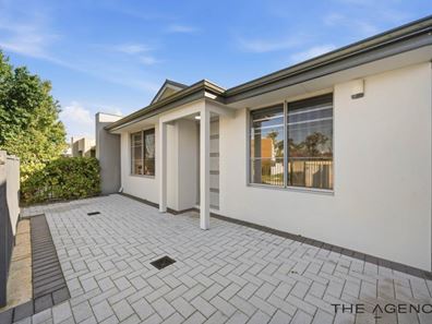 26 Belcastro Way, Madeley WA 6065