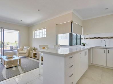 16/7 Birdwood Road, Melville WA 6156