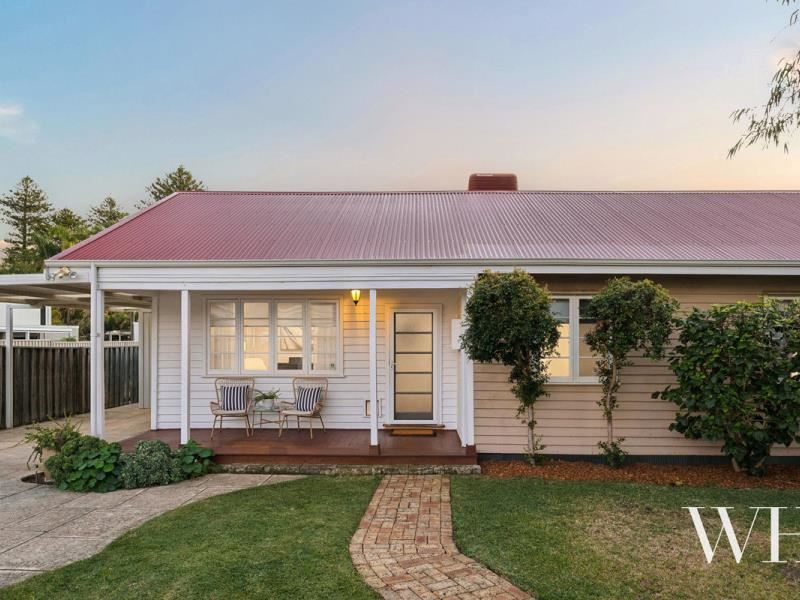 17 Cadd Street, Beaconsfield WA 6162