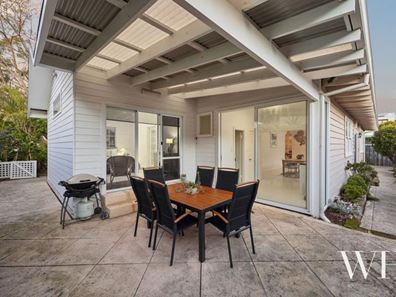 17 Cadd Street, Beaconsfield WA 6162
