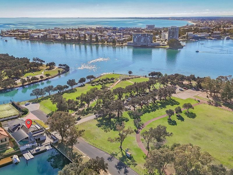 11 Siska Court, Halls Head WA 6210