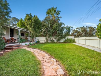 127 Moran Street, Victory Heights WA 6432