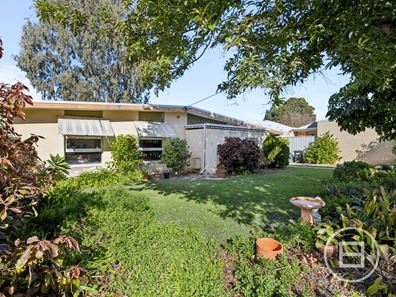 36 Ravenswood Drive, Nollamara WA 6061