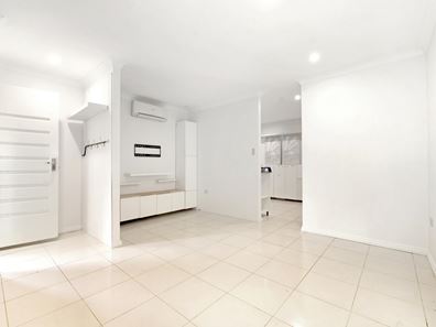 34B Chidzey Drive, Seville Grove WA 6112