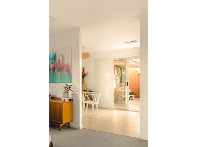 2/19 Moulden Avenue, Yokine WA 6060