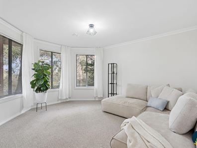 86 Connell Avenue, Martin WA 6110