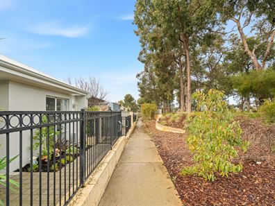 2 Selsey Lane, Wellard WA 6170