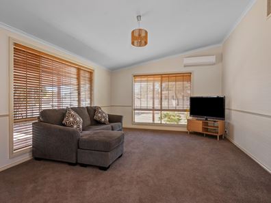 12 Starlight Place, South Kalgoorlie WA 6430