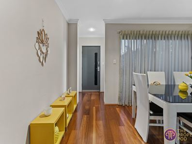 5/9 Parnell Way, Canning Vale WA 6155