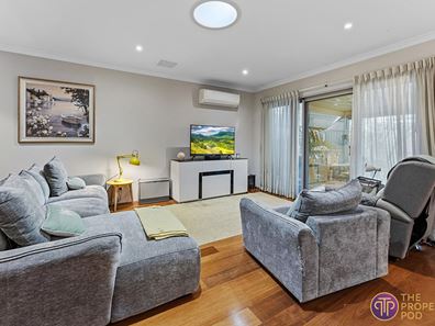 5/9 Parnell Way, Canning Vale WA 6155