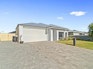32 Chalgrove Road, Madora Bay WA 6210