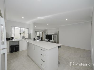 35A Osprey Circle, Ballajura WA 6066