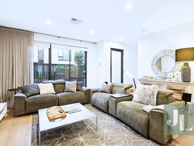 9 Cartography Lane, Subiaco WA 6008